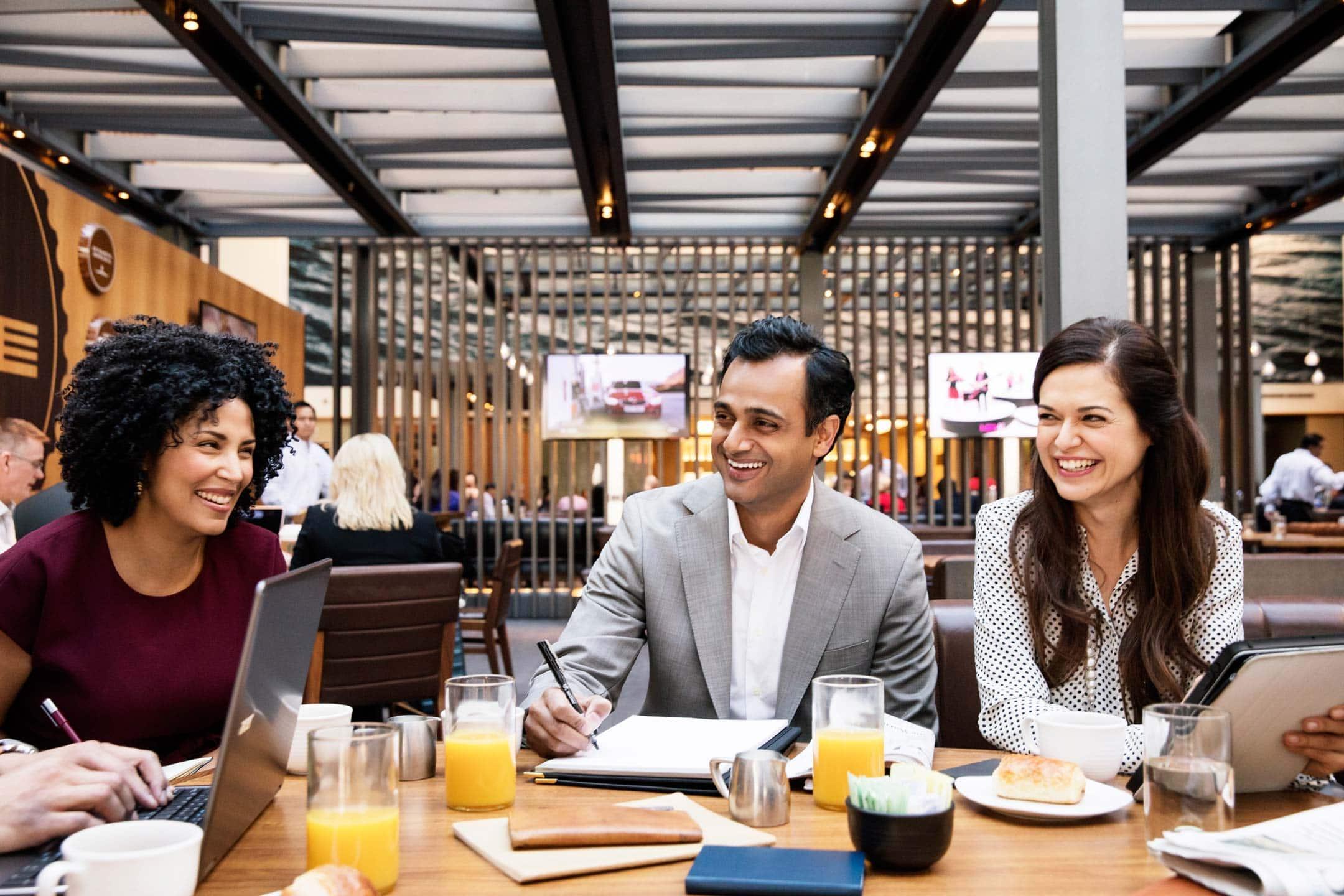 Hyatt Regency Al Kout Mall Kuwait City Exterior photo A meeting at the airport
