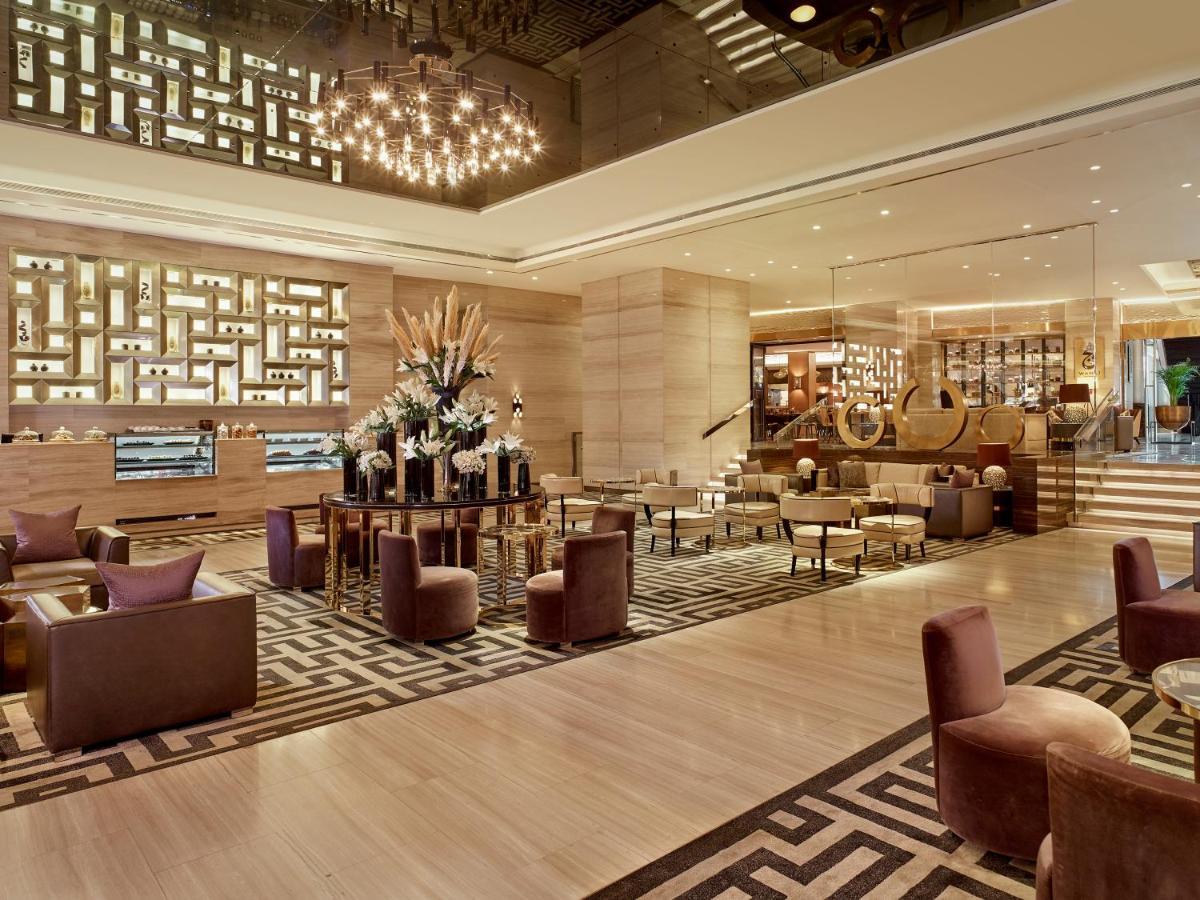 Hyatt Regency Al Kout Mall Kuwait City Exterior photo Lobby